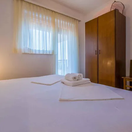 Two-bedroom In Crikvenica Xxxvi * Crikvenica