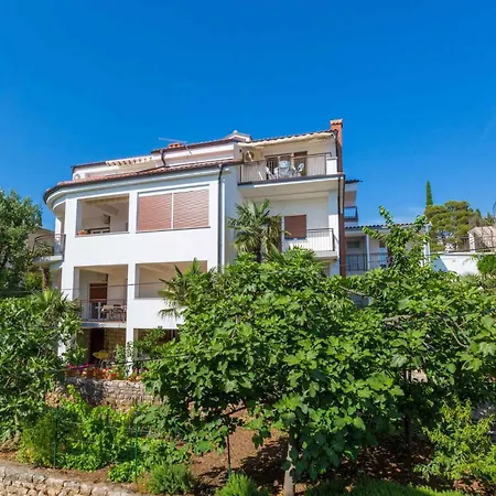 Two-bedroom In Crikvenica Xxxvi * Crikvenica