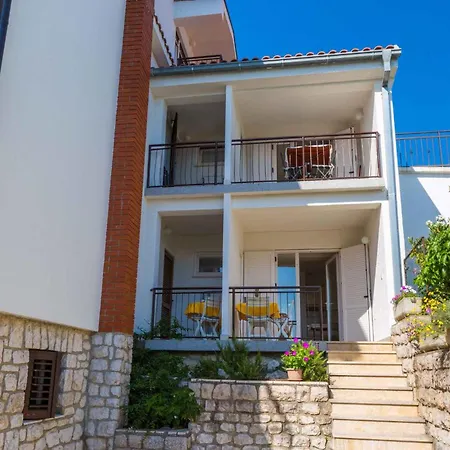 Two-bedroom In Crikvenica Xxxvi * Crikvenica