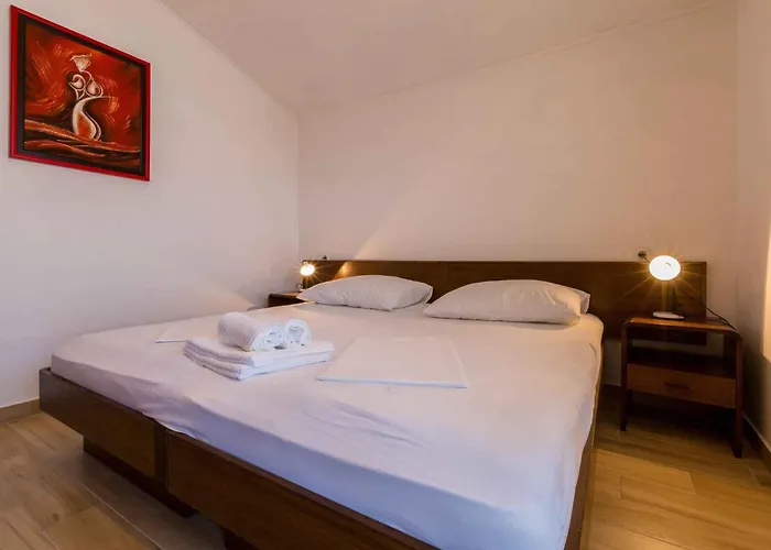 Two-bedroom In Xxxvi *
